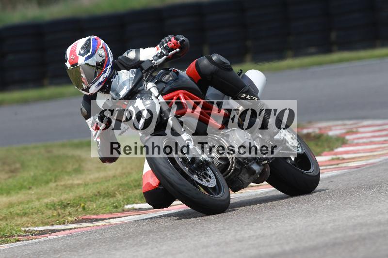 Archiv-2022/13 25.04.2022 Plüss Moto Sport ADR/Freies Fahren/21
